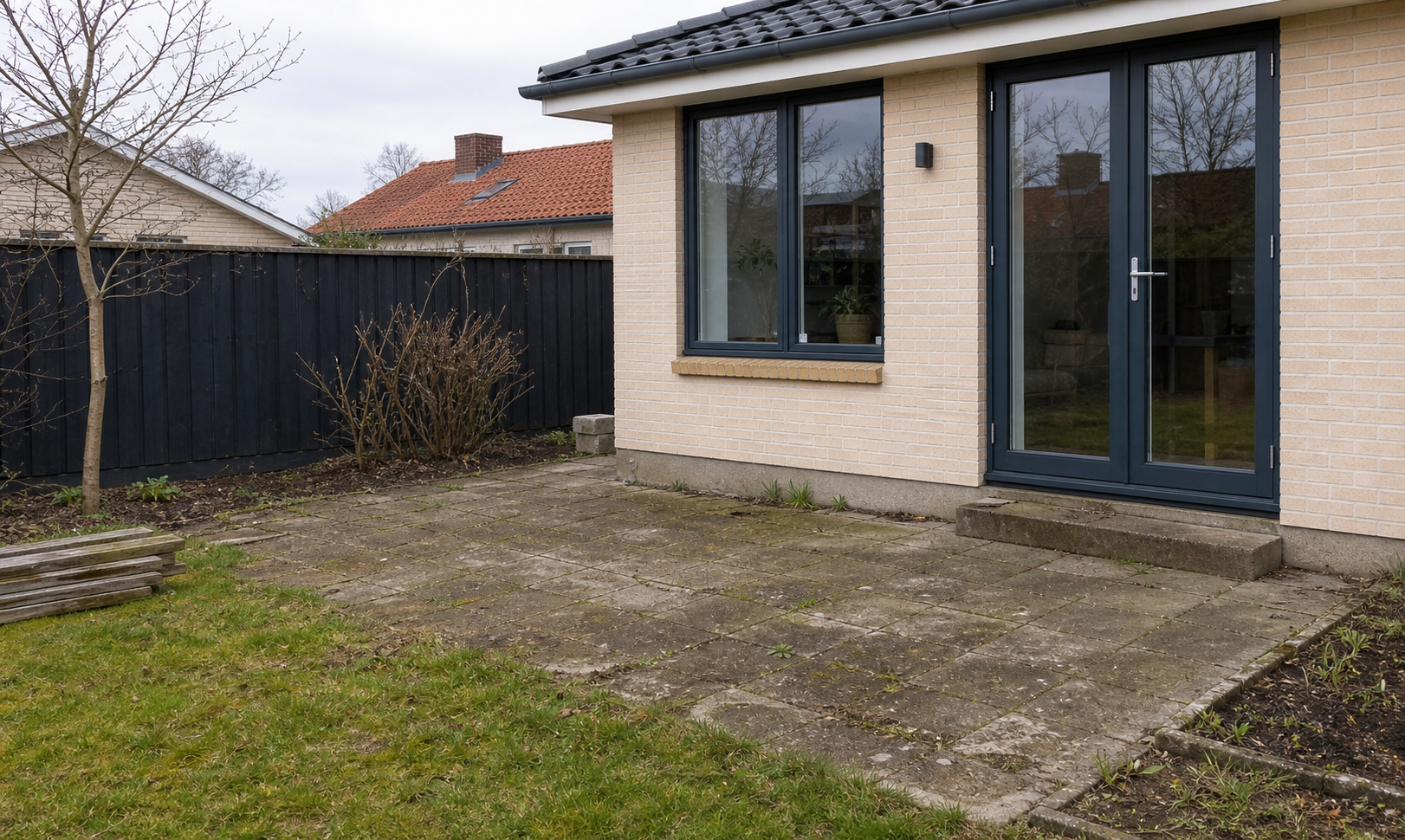Haveareal før ny terrasse